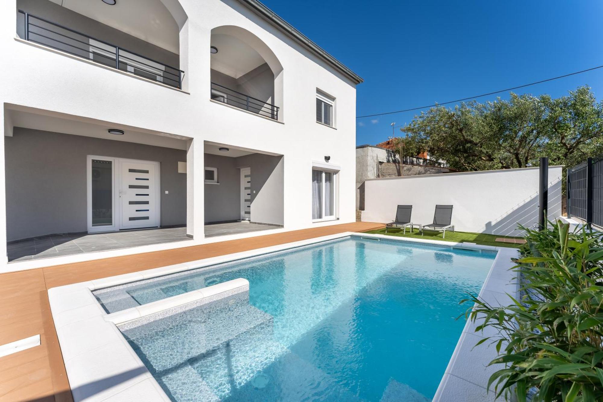 Bernie Apartments With A Pool Zadar Luaran gambar